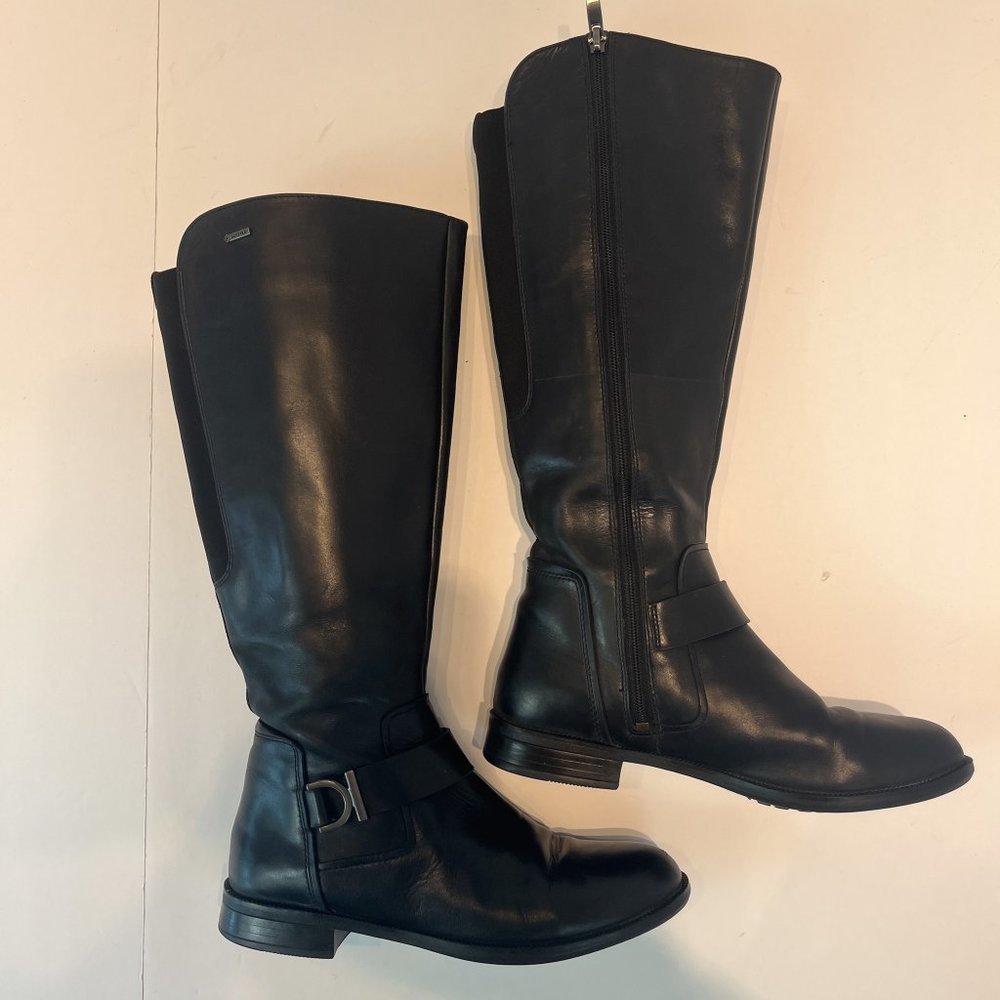 Clarks Zip Up Waterproof Black REAL LEATHER Riding, Size: 6 1/2M. Comfort brand.